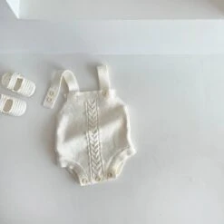 Holly Knit Romper | 2 Colours - Affordable Baby -Trend Nest Store Sc3c7a611513f4ee6989cffeb48a84ea05