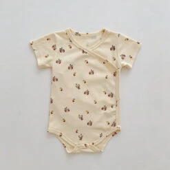 Side Snaps Patterned Bodysuits | 4 Colours - Affordable Baby -Trend Nest Store Sc77779b41c034ad192ee396ccf9e8b3ad